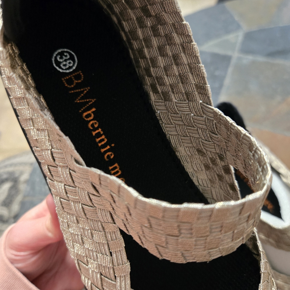 NEW Bernie Mev Woven Platform Sandals - Picture 2 of 5